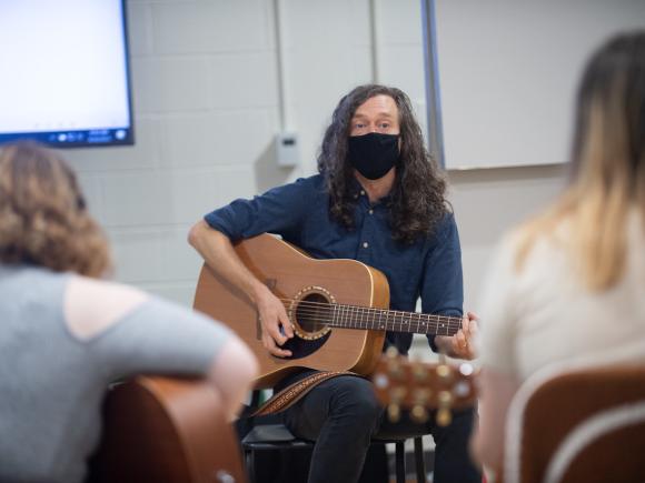 Teaching functional guitar