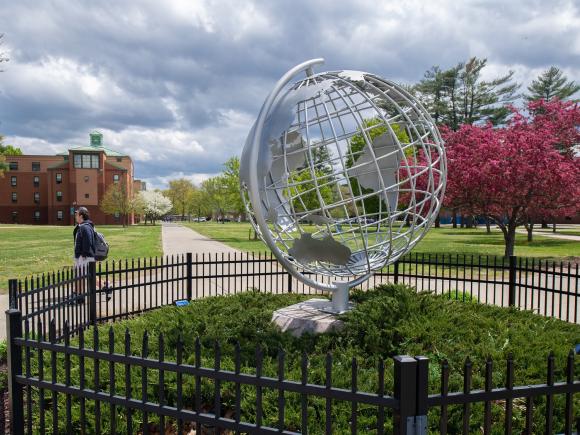 Campus Globe
