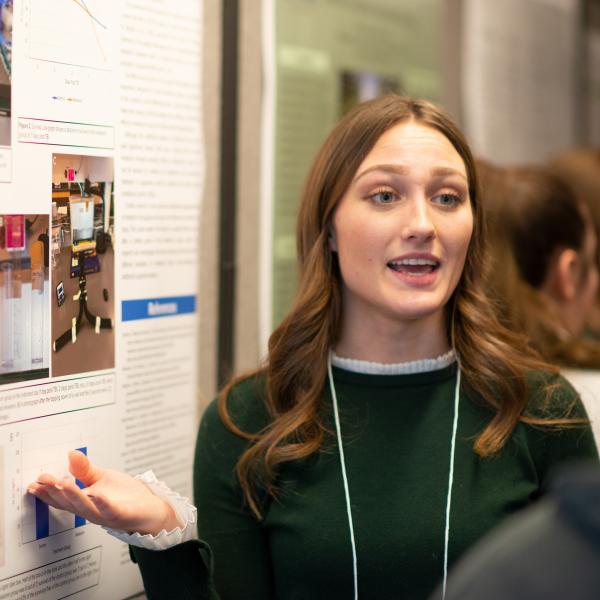 Student Presenting at CURCA Fair